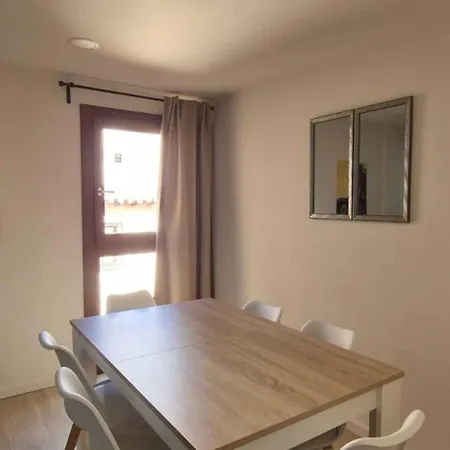 T5. Apto Nuevo Centro Appartamento